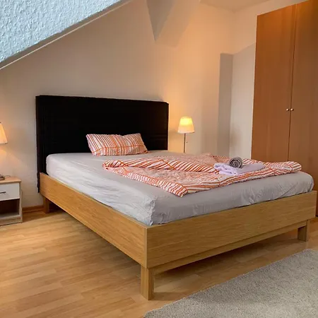 Gemuetliches Dg-apartment Neubauer Ihr Wohlfuehl-feierabend *