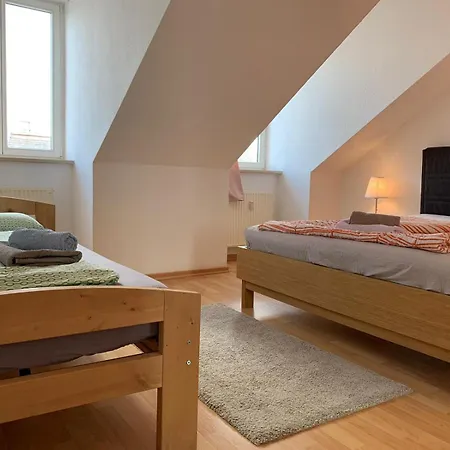 Gemuetliches Dg-apartment Neubauer Ihr Wohlfuehl-feierabend * Leipzig